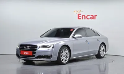 Audi A8 · 2015 год