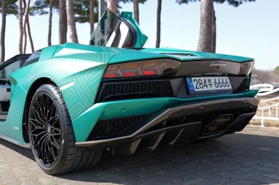 Lamborghini Aventador 2021, 4260 км, за 670000000 KRW
