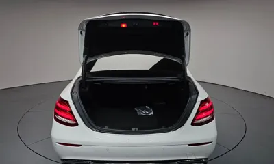 Mercedes-Benz E-Class 2018, 61729 км, за 23500000 KRW - фото 30