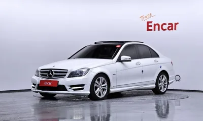 Mercedes-Benz C-Class · 2012 год