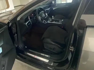 Audi A7L 2024, 86000 км, за 209800 CNY - фото 9