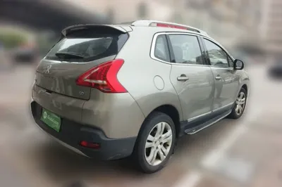 Peugeot 3008 2015, 146600 км, за 30597.68 CNY