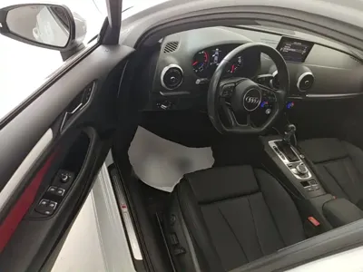 Audi A3 2018, 80700 км, за 53200 CNY - фото 16
