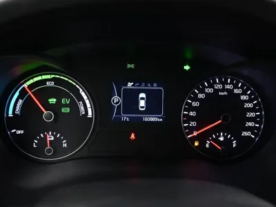 Kia K5 2018, 160000 км, за 8600000 KRW - фото 12