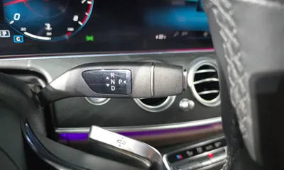 Mercedes-Benz E-Class 2023, 56167 км, за 35500000 KRW - фото 9