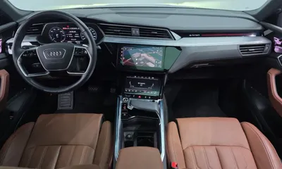 Audi e-tron 2023, 44283 км, за 61500000 KRW - фото 7