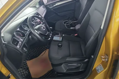Volkswagen Golf 2019, 114300 км, за 64900.21 CNY - фото 17