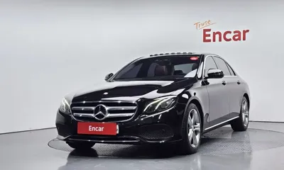 Mercedes-Benz E-Class · 2017 год