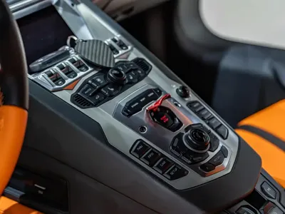 Lamborghini Aventador 2013, 30000 км, за 1988000 CNY - фото 8