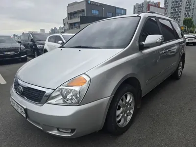 Kia Canival · 2013 год