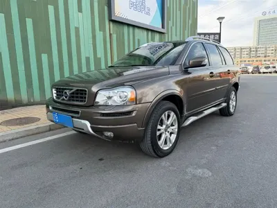 Volvo XC90 · 2015 год