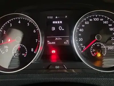 Volkswagen Golf 2019, 146500 км, за 48800 CNY - фото 11