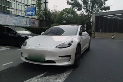 Tesla Model 3 · 2020 год