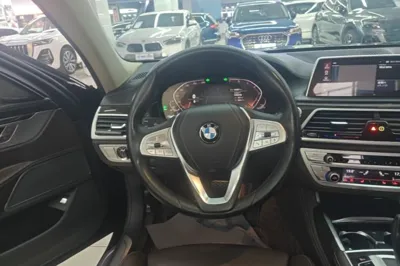 BMW 7 Series 2019, 121000 км, за 272882.11 CNY - фото 19