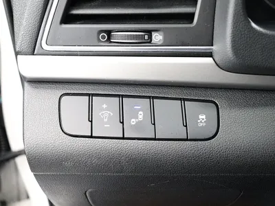 Hyundai Avante 2016, 143457 км, за 7300000 KRW - фото 14