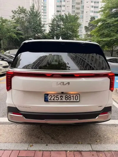 Kia Canival 2026, 7000 км, за 35880000 KRW