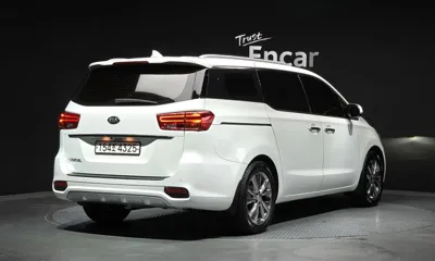 Kia Canival 2019, 273348 км, за 10500000 KRW - фото 2