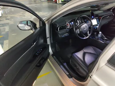 Toyota Camry 2018, 88000 км, за 91901.33 CNY - фото 13