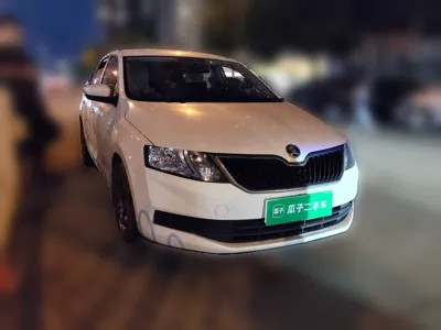 Skoda Rapid Spaceback 2019, 96800 км, за 36219.58 CNY