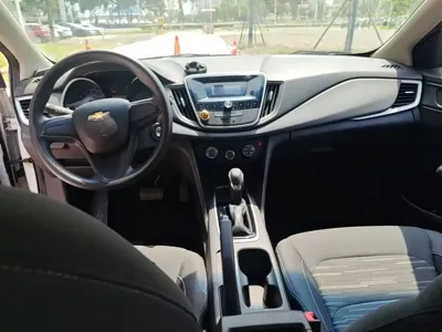 Chevrolet Cavalier 2016, 99000 км, за 20299 CNY - фото 10