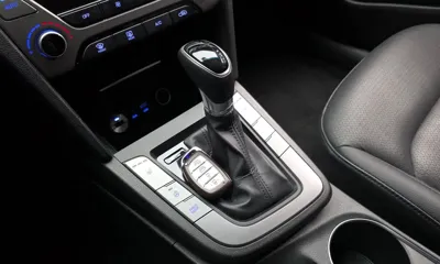 Hyundai Avante 2016, 111354 км, за 7800000 KRW - фото 9