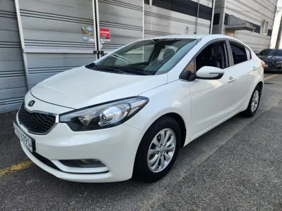 Kia K3 · 2015 год