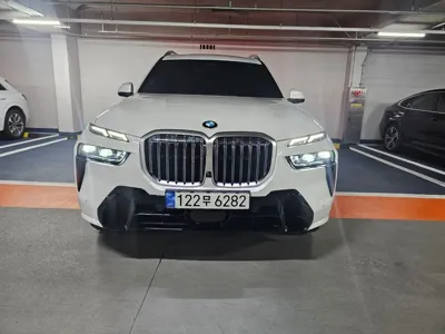 BMW X7 · 2024 год