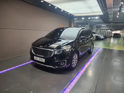 Kia Canival 2016, 186658 км, за 7900000 KRW - фото 2