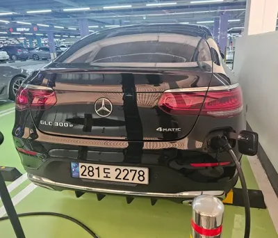 Mercedes-Benz GLC-Class 2023, 7000 км, за 54440000 KRW