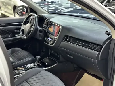 Mitsubishi Outlander 2022, 56000 км, за 83000 CNY - фото 12