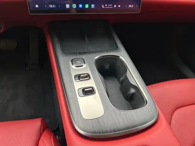 Xiaomi SU7 2024, 14800 км, за 186800 CNY - фото 9