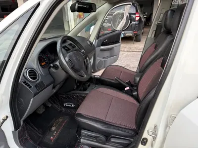 Suzuki SX4 2011, 130000 км, за 12800 CNY