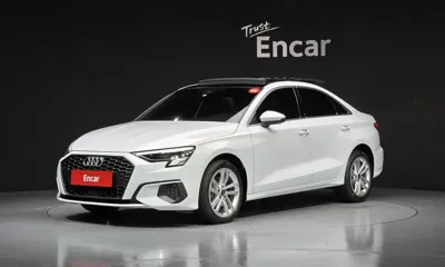 Audi A3 · 2022 год