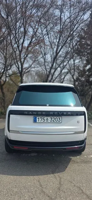 Land Rover Range Rover 2024, 22310 км, за 250840000 KRW - фото 4
