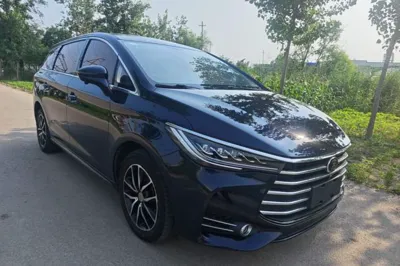 BYD Song Max 2017, 96900 км, за 45509.75 CNY