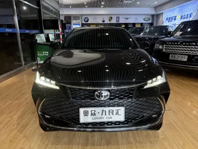 Toyota Avalon 2024, 13799 км, за 137800 CNY