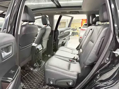 Toyota Highlander 2017, 60000 км, за 99800 CNY - фото 8