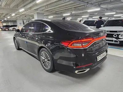Hyundai Grandeur 2018, 235066 км, за 8700000 KRW - фото 2