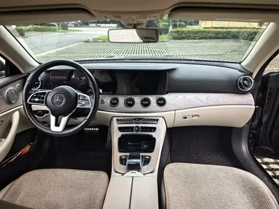 Mercedes-Benz E-Class (Import) 2019, 50000 км, за 276800 CNY