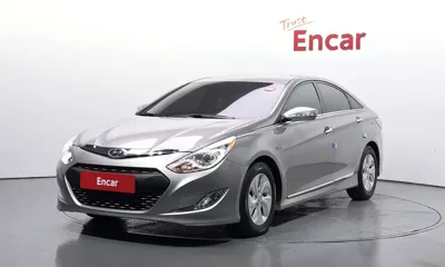 Hyundai Sonata · 2013 год