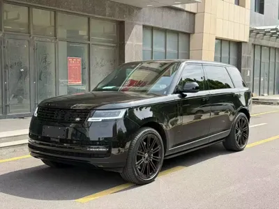 Land Rover Range Rover · 2023 год