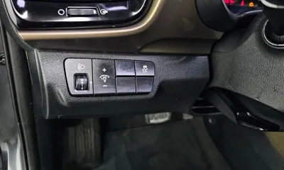 Kia Stonic 2019, 84538 км, за 11300000 KRW - фото 18