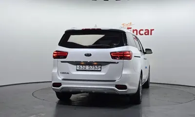 Kia Canival 2019, 158995 км, за 12800000 KRW