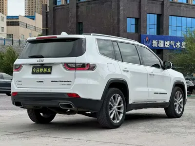 Jeep Grand Commander 2018, 90000 км, за 79800 CNY - фото 7