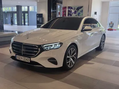 Mercedes-Benz E-Class · 2024 год