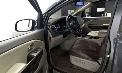 Kia Canival 2016, 228264 км, за 6000000 KRW - фото 10