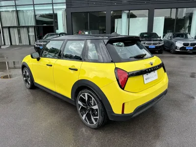 MINI MINI 2024, 3900 км, за 208000 CNY