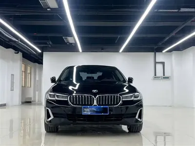 BMW 5 Series 2021, 81000 км, за 225000 CNY - фото 2