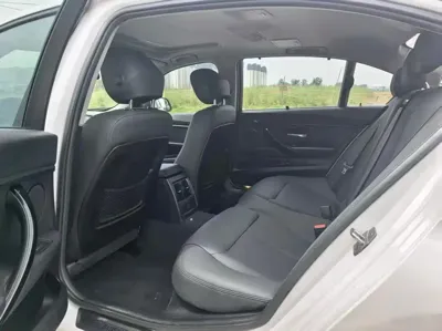 BMW 3 Series 2017, 100000 км, за 63000 CNY - фото 6
