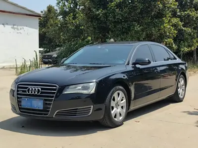 Audi A8 · 2012 год